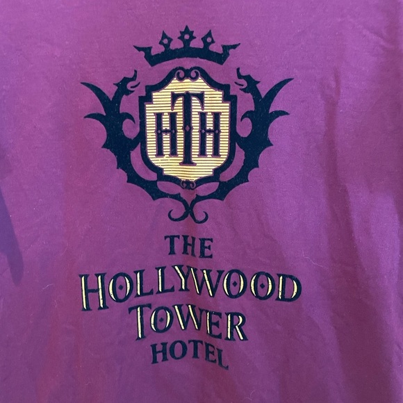 Disney The Hollywood Tower Hotel graphic tee - Picture 2 of 4